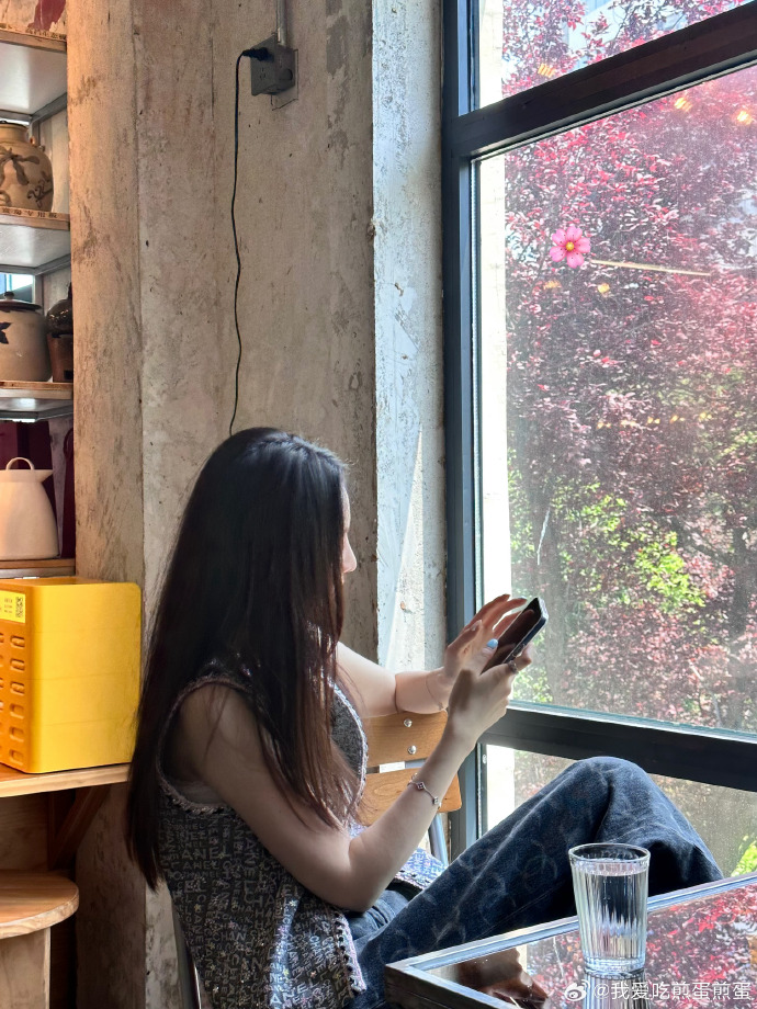 韩版手机图片韩版手机和国行手机有什么区别-第2张图片-太平洋在线下载