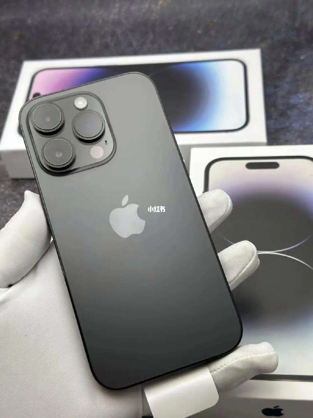 苹果14prohk版iphone11和pro哪个好