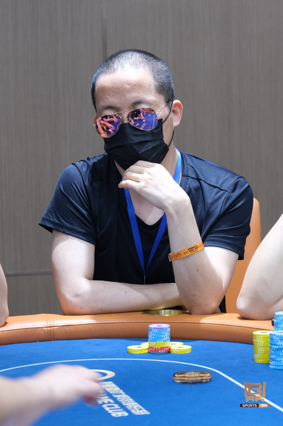 圈圈宜丰麻将安卓版充值648只需01元的游戏
